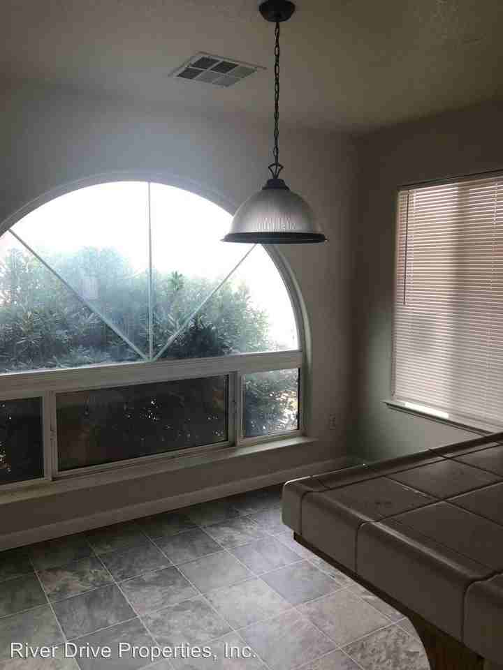 76 Via Marsala - Photo 3 of 14