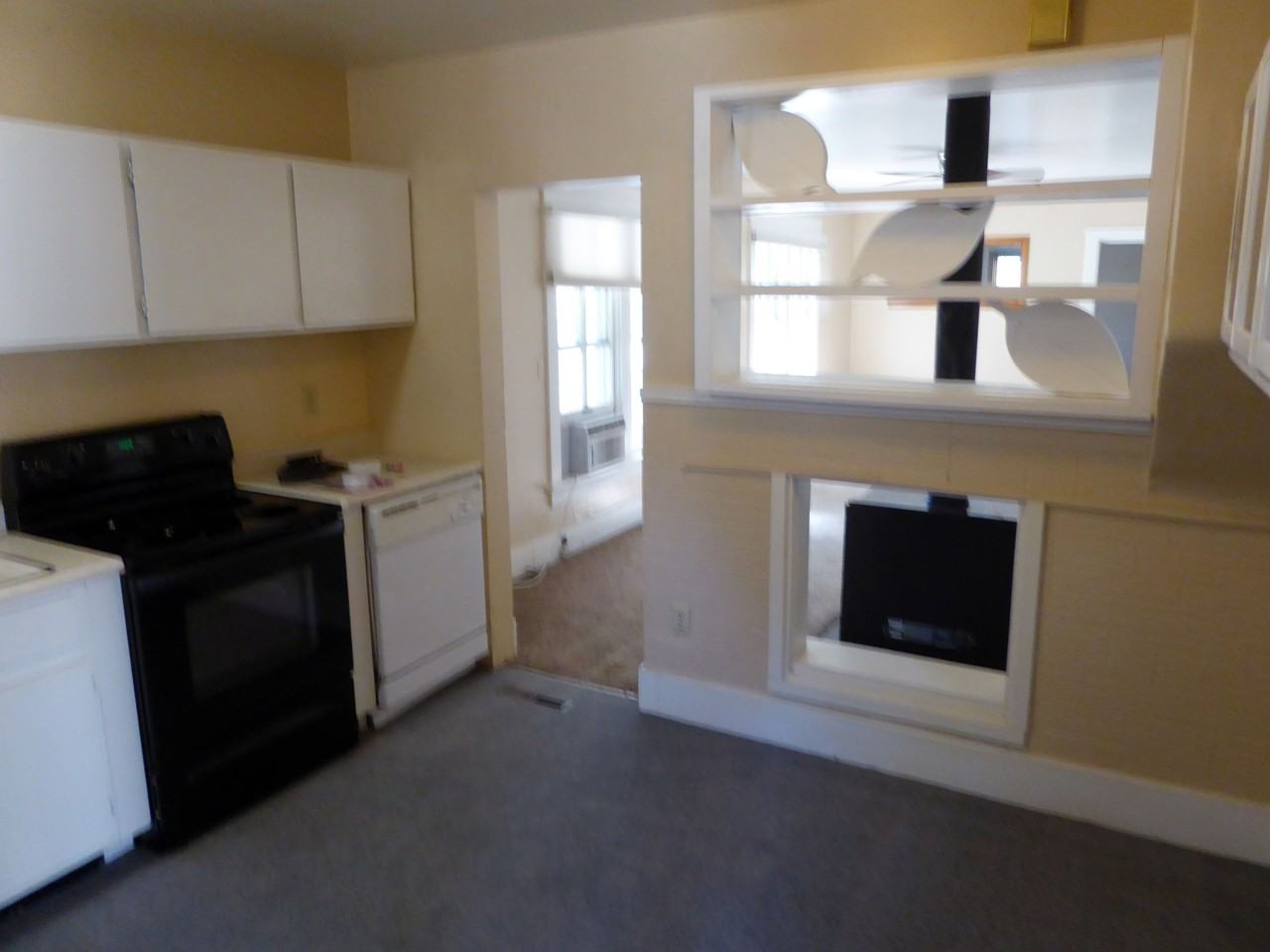 1302 S Overland Tr - Photo 4 of 13