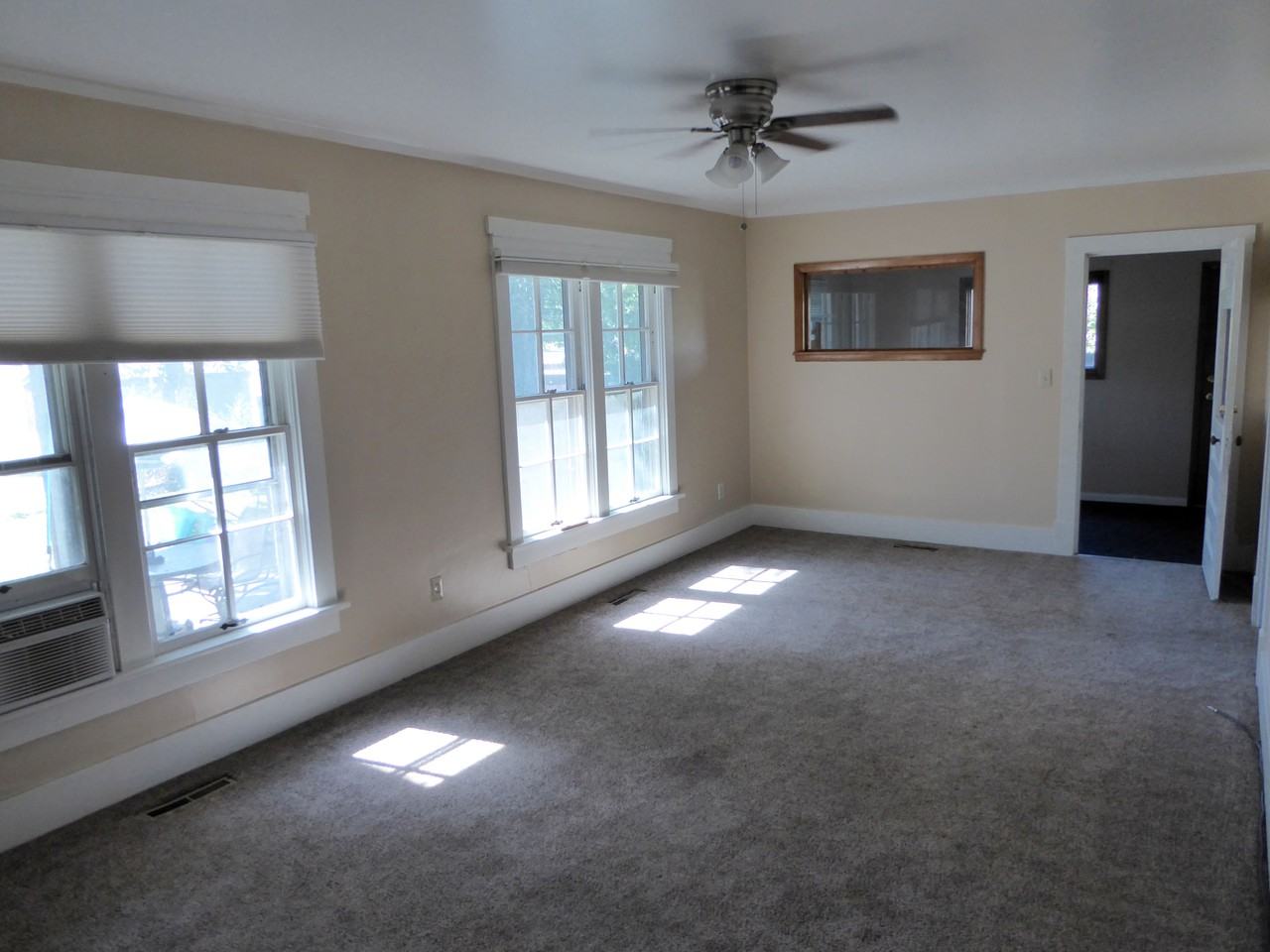 1302 S Overland Tr - Photo 6 of 13