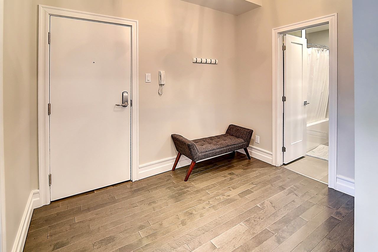 Plateau Prime Suits - Photo 2 of 34