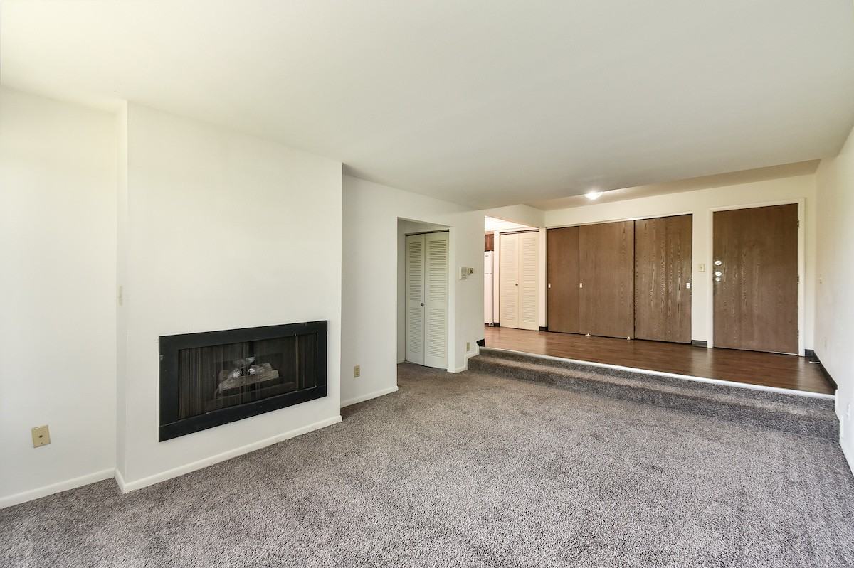 glenbrook apartments 9220 n 75th st milwaukee wi 53223 apartment for rent padmapper