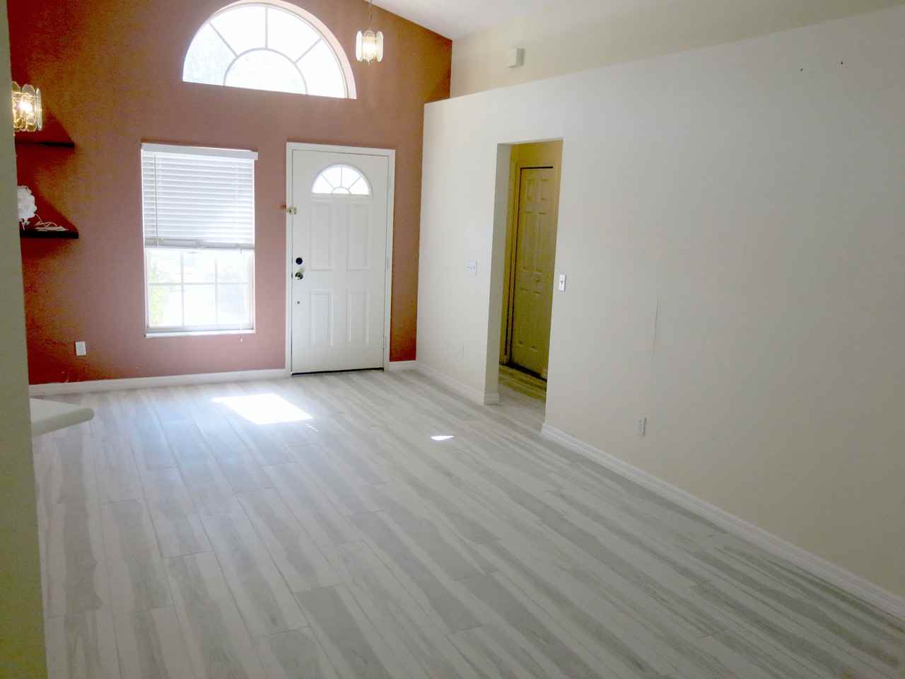 5554 Ligustrum Loop - Photo 2 of 27