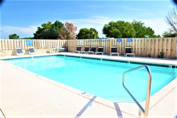 Colonial Gardens - Photo 3 of 4