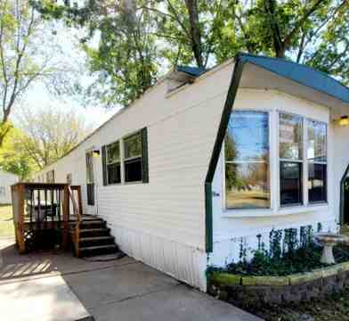 Colonial Gardens Apartments For Rent 3000 Tuttle Creek Boulevard