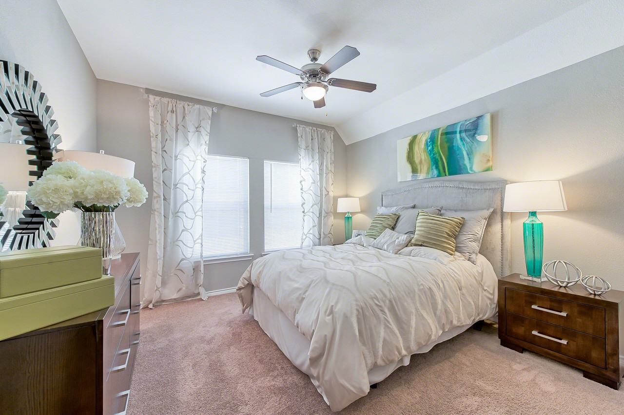 Latigo Eagle Pass - Photo 7 of 9