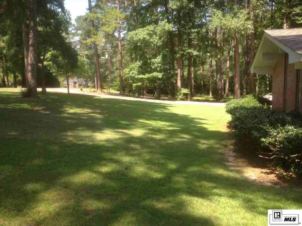 404 Forest Circle - Photo 3 of 5