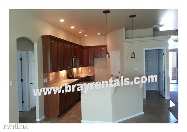 847 Jasper Dr - Photo 2 of 9