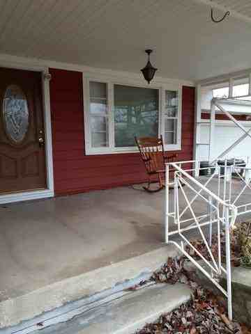 23726 Ashland - Photo 2 of 9