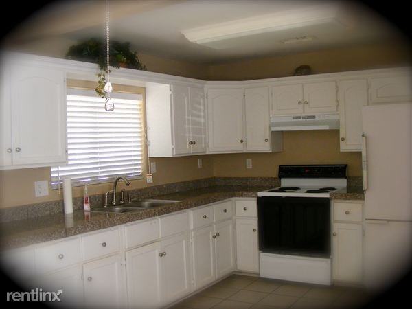 464 S California St - Photo 2 of 8