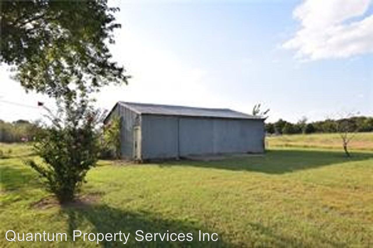 7925 New Hope Road - Photo 3 of 10