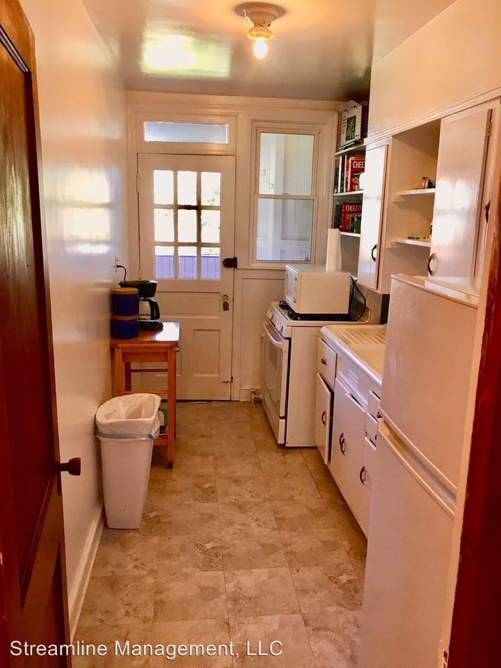 4515 Avondale St - Photo 2 of 10