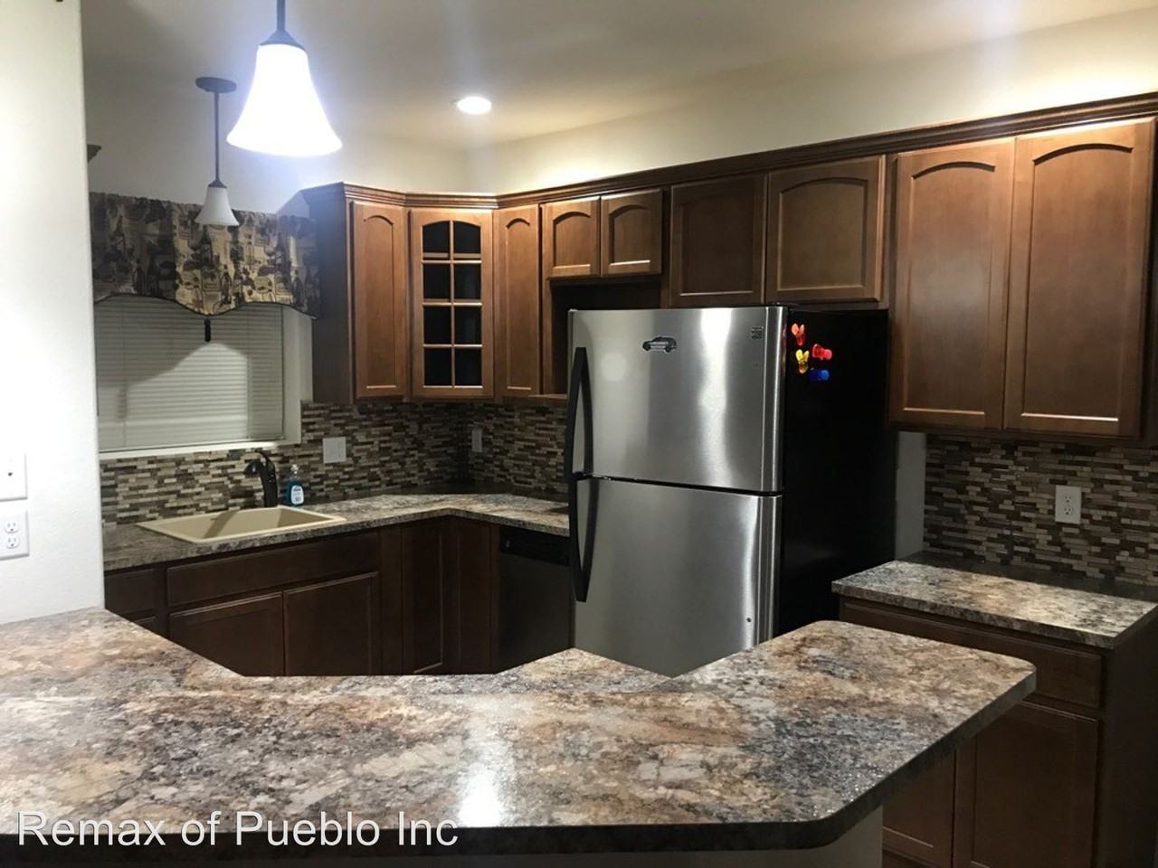 1001 Willowcrest Pl - Photo 3 of 13