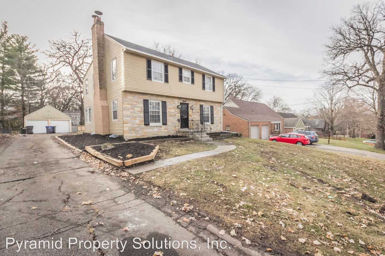 5810 Harwood Dr - Photo 2 of 31