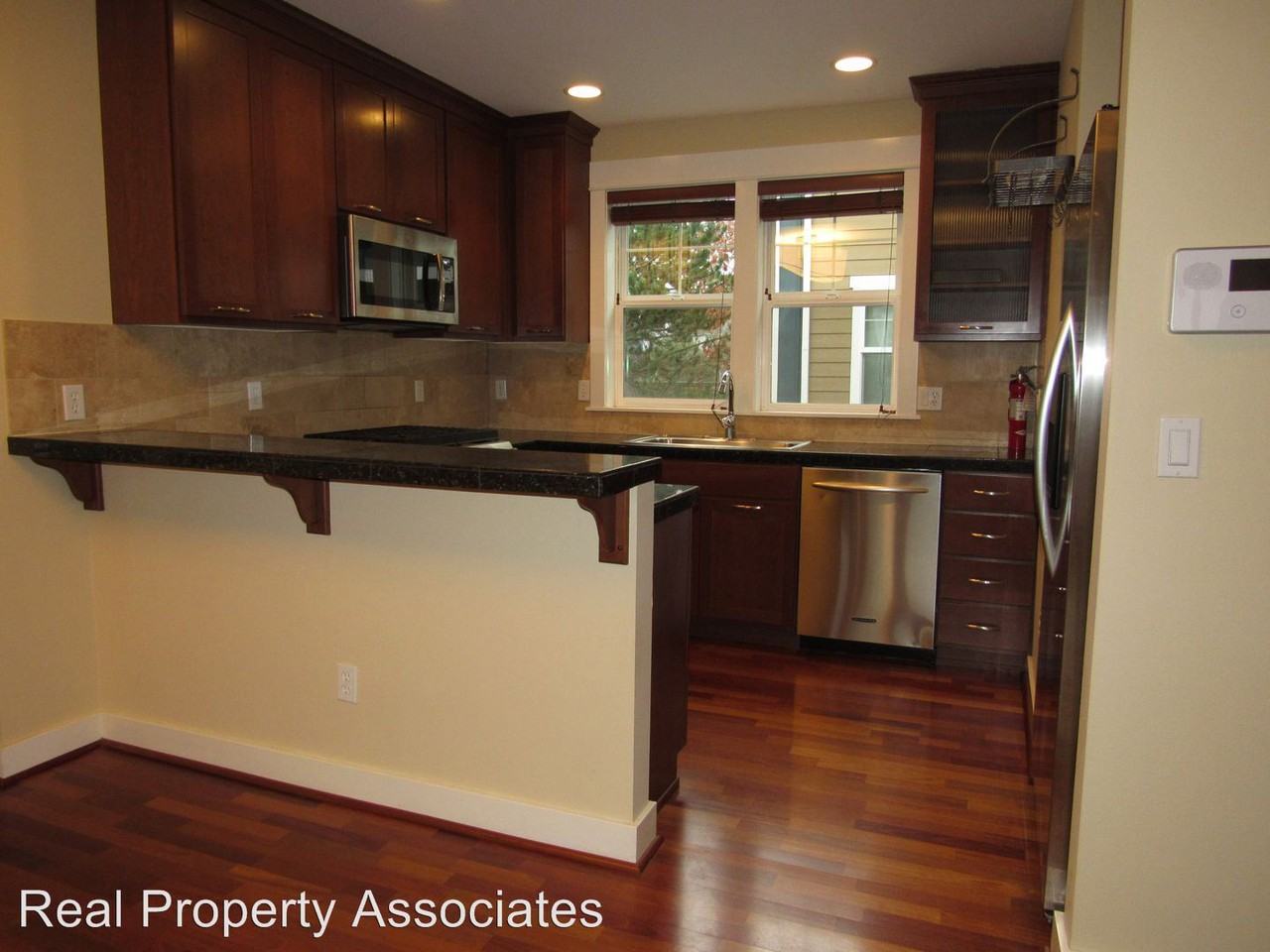 5819 55th Ave Ne #B - Photo 2 of 22