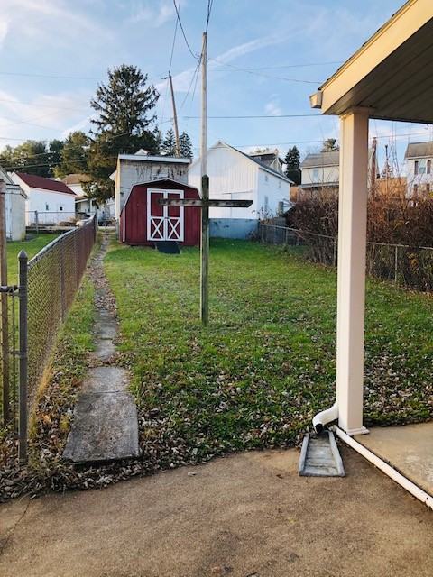 3266 Broad St - Photo 2 of 11