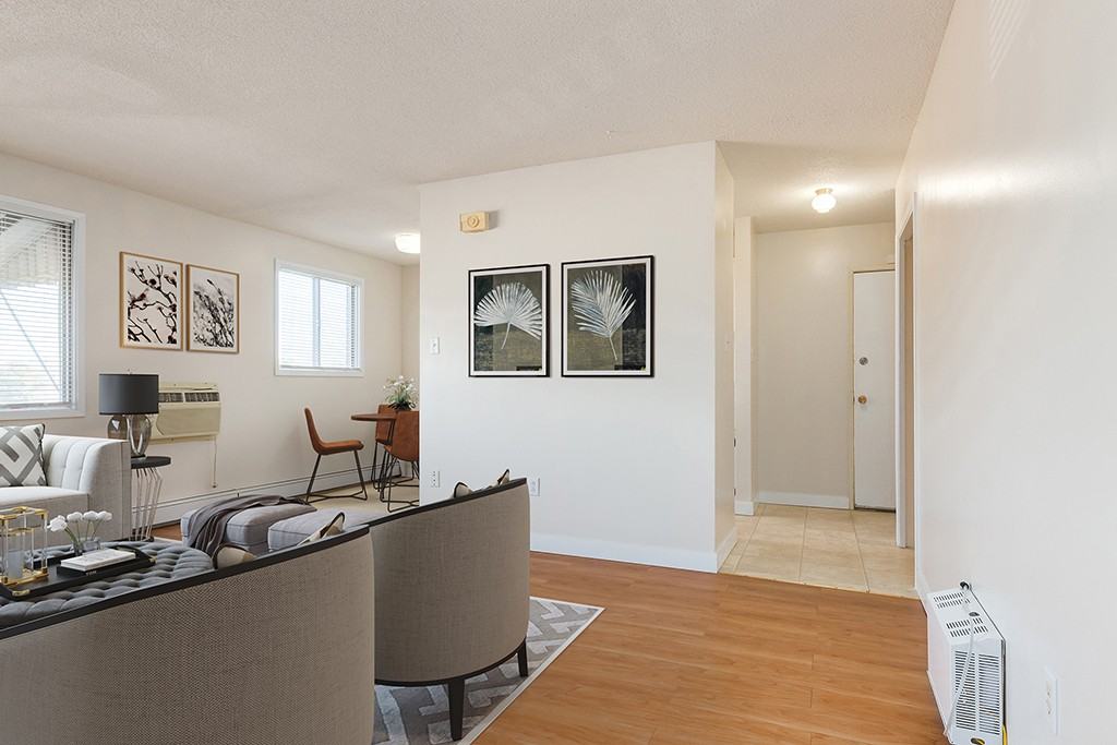 721 1st Ave Nw - Photo 2 of 10