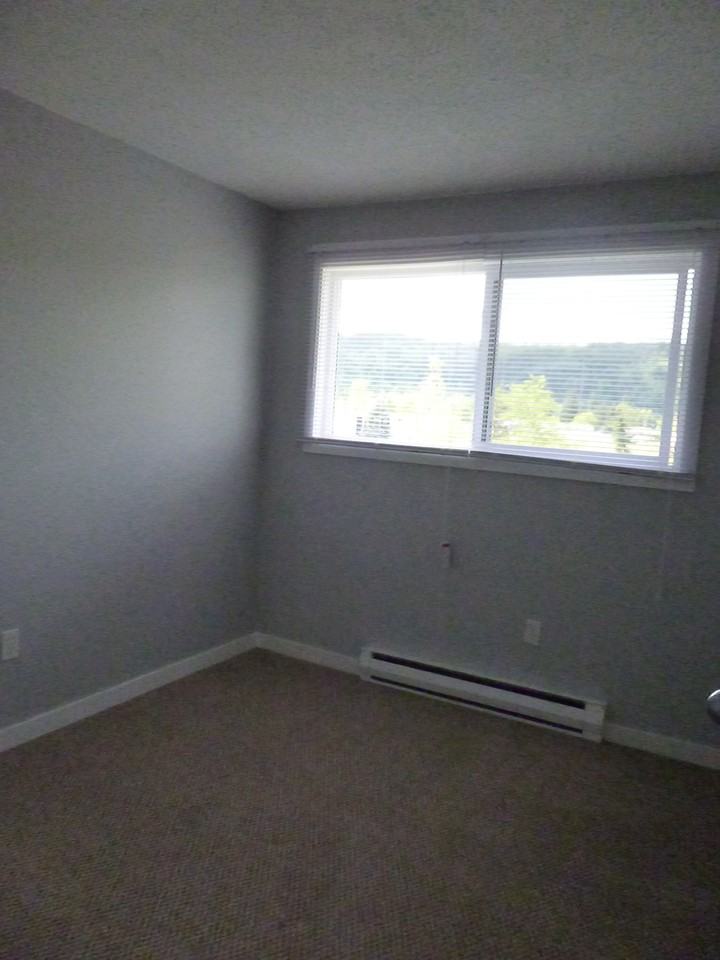 4280 Quentin Ave - Photo 3 of 19