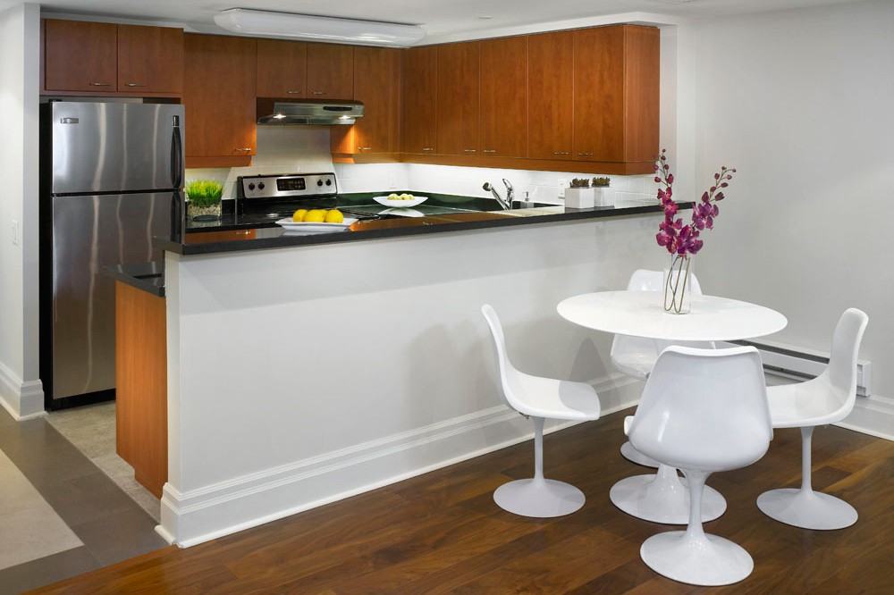 515 Rosewell Gardens - Photo 3 of 13