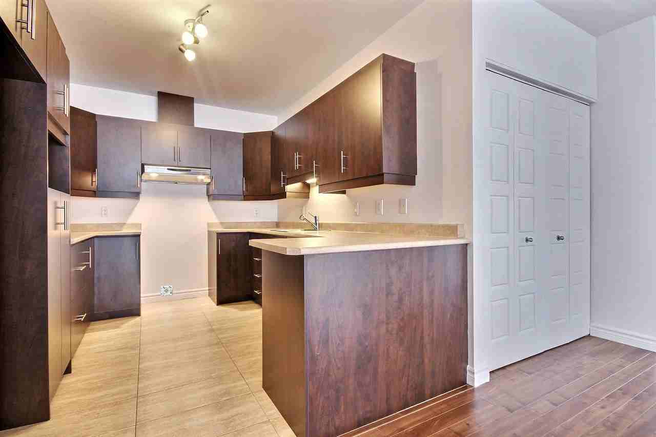 2275 Rue Des Bienfaits - Photo 3 of 11