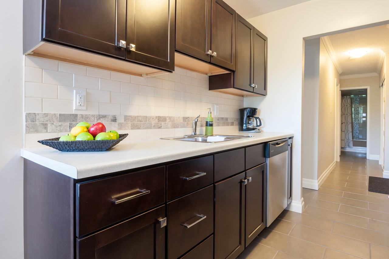 2386 Mayfair Place Apts. - Photo 3 of 17