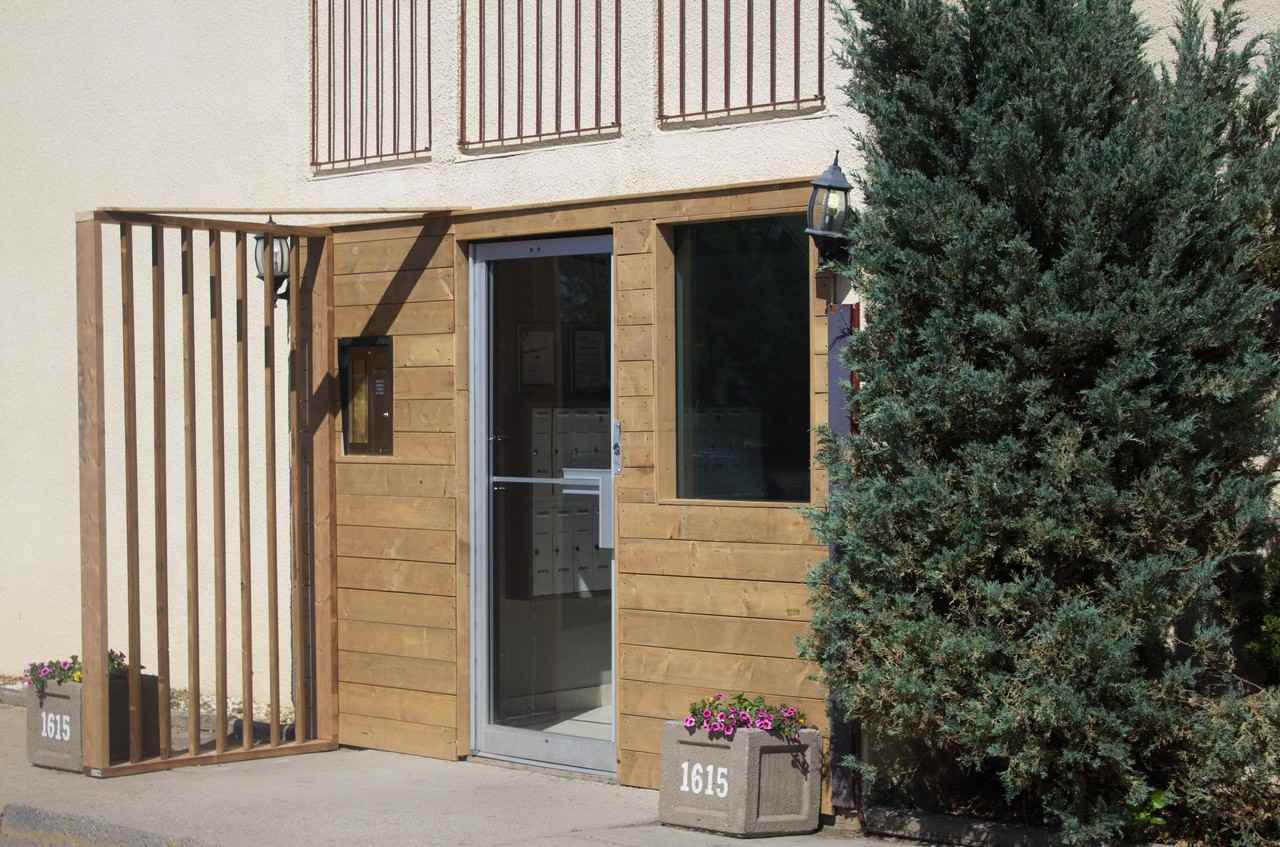 1615 1603-1615 Scenic Heights South - Photo 3 of 11