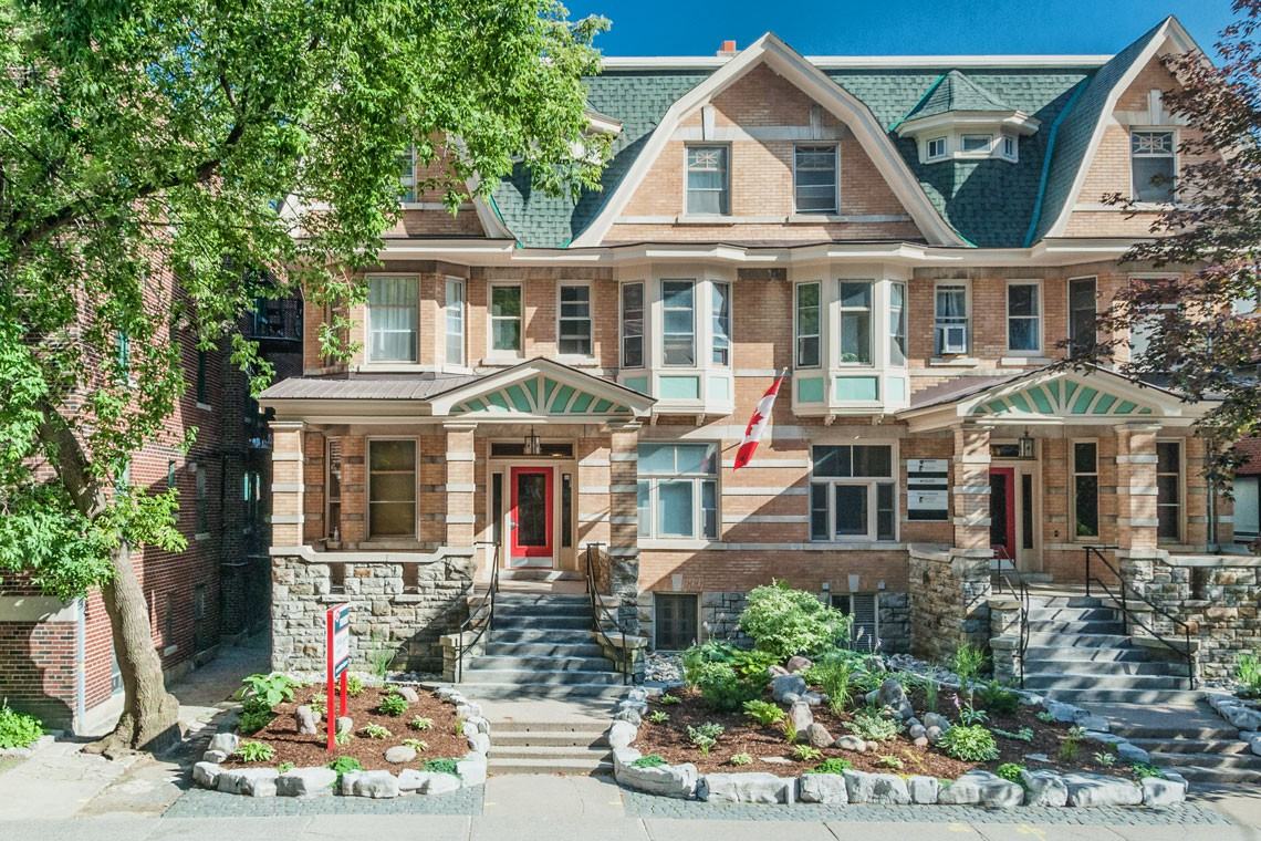 182 Lisgar Street, Ottawa, ON K2P 0C4 1 Bedroom Apartment for Rent