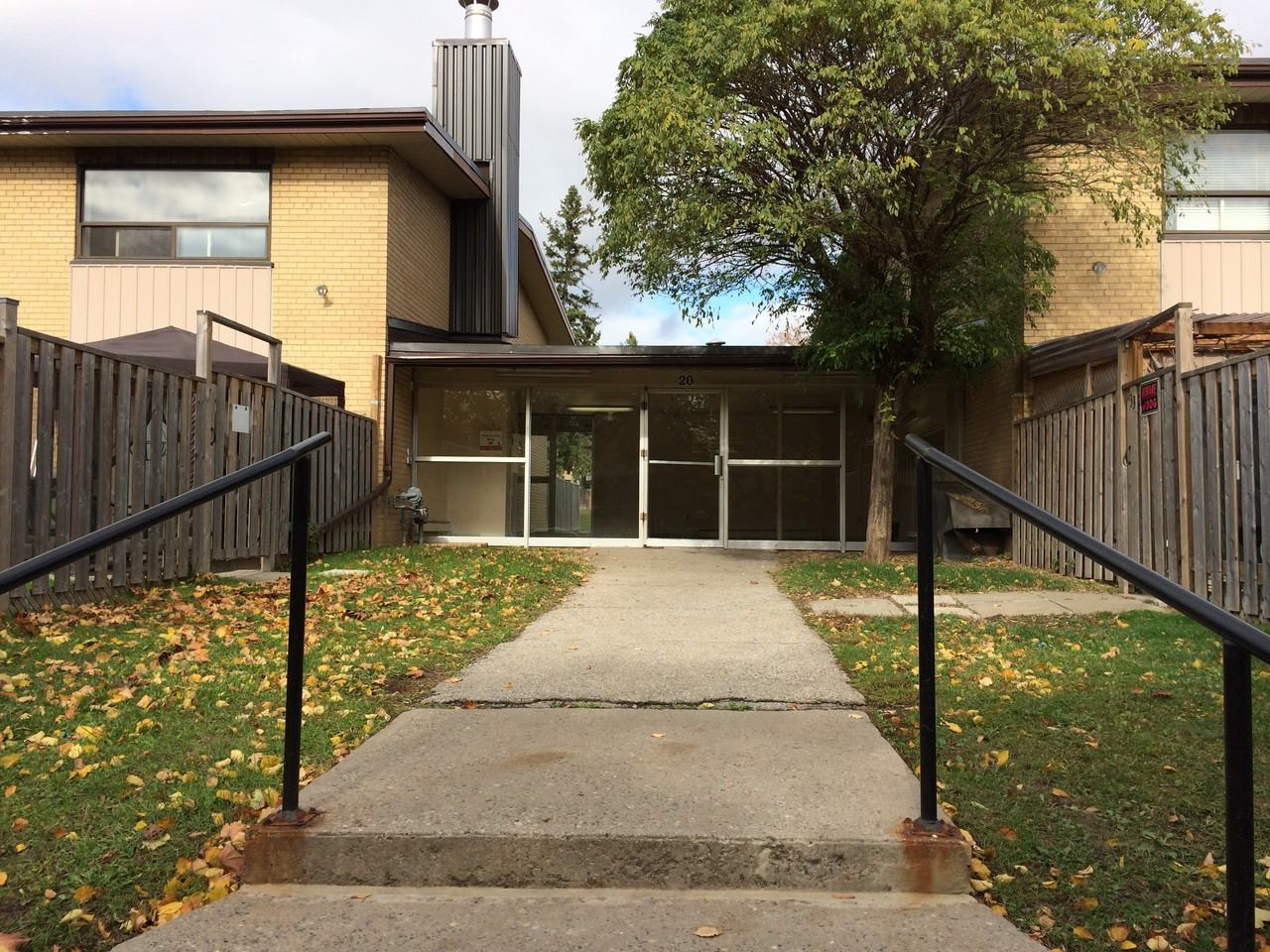 20 2-20 Clement Road #11-31 Sedg - Photo 2 of 16