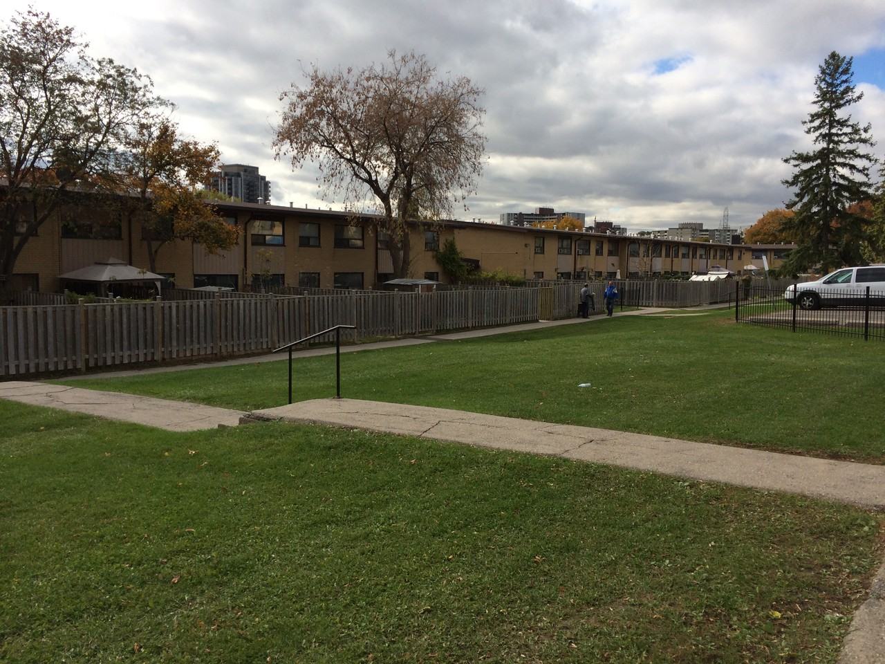 20 2-20 Clement Road #11-31 Sedg - Photo 3 of 16