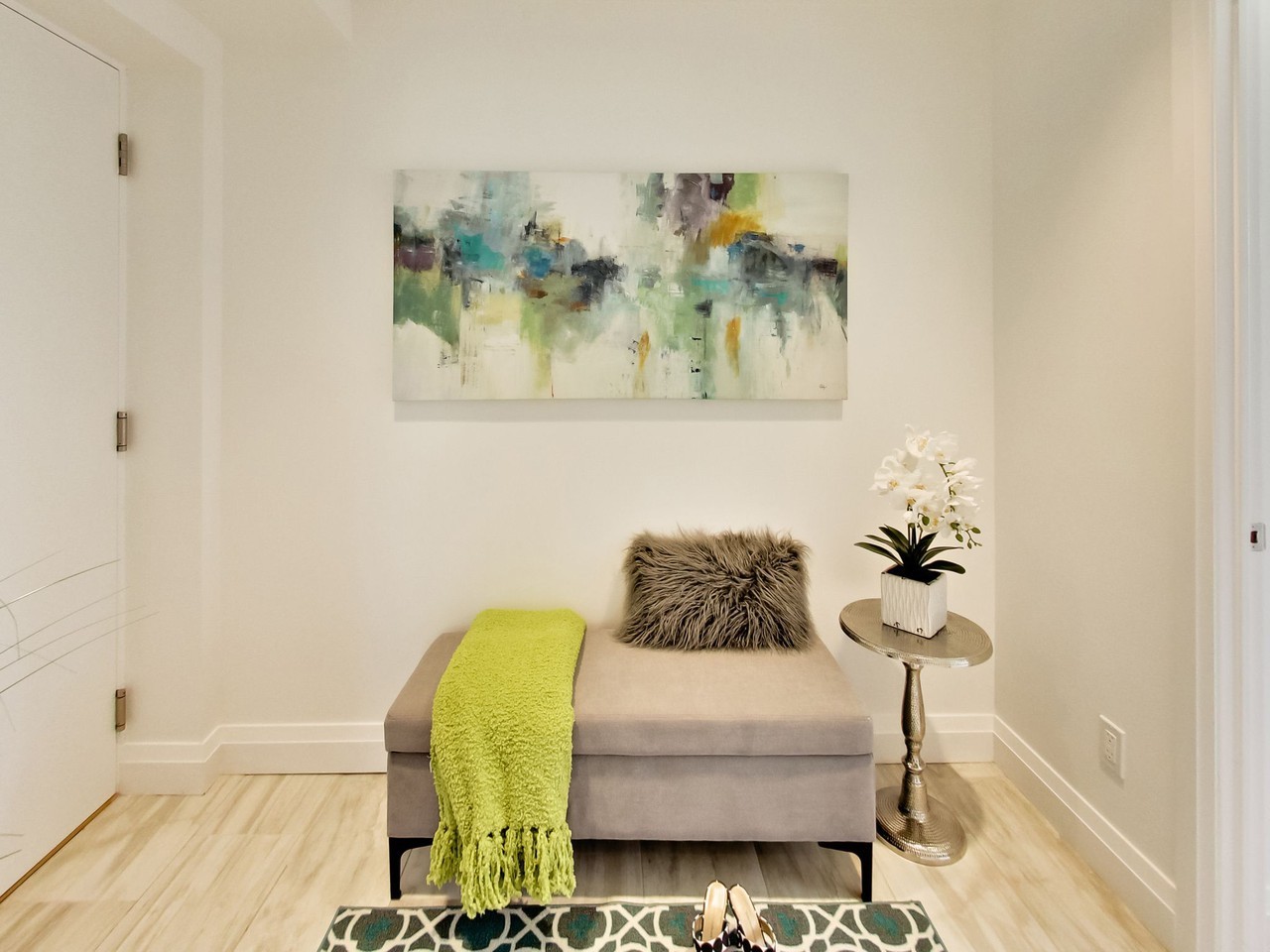 42 Glen Elm Avenue - Photo 3 of 10