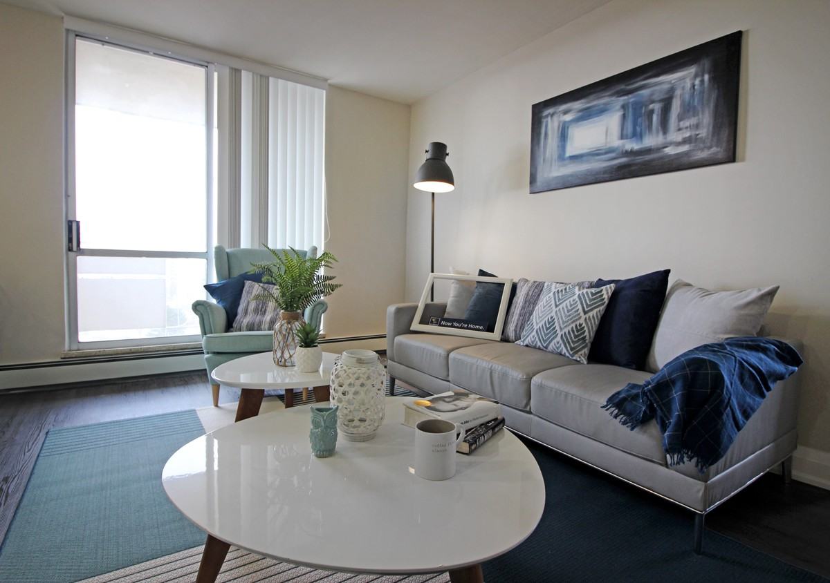 40 Violet Towers - Photo 2 of 18