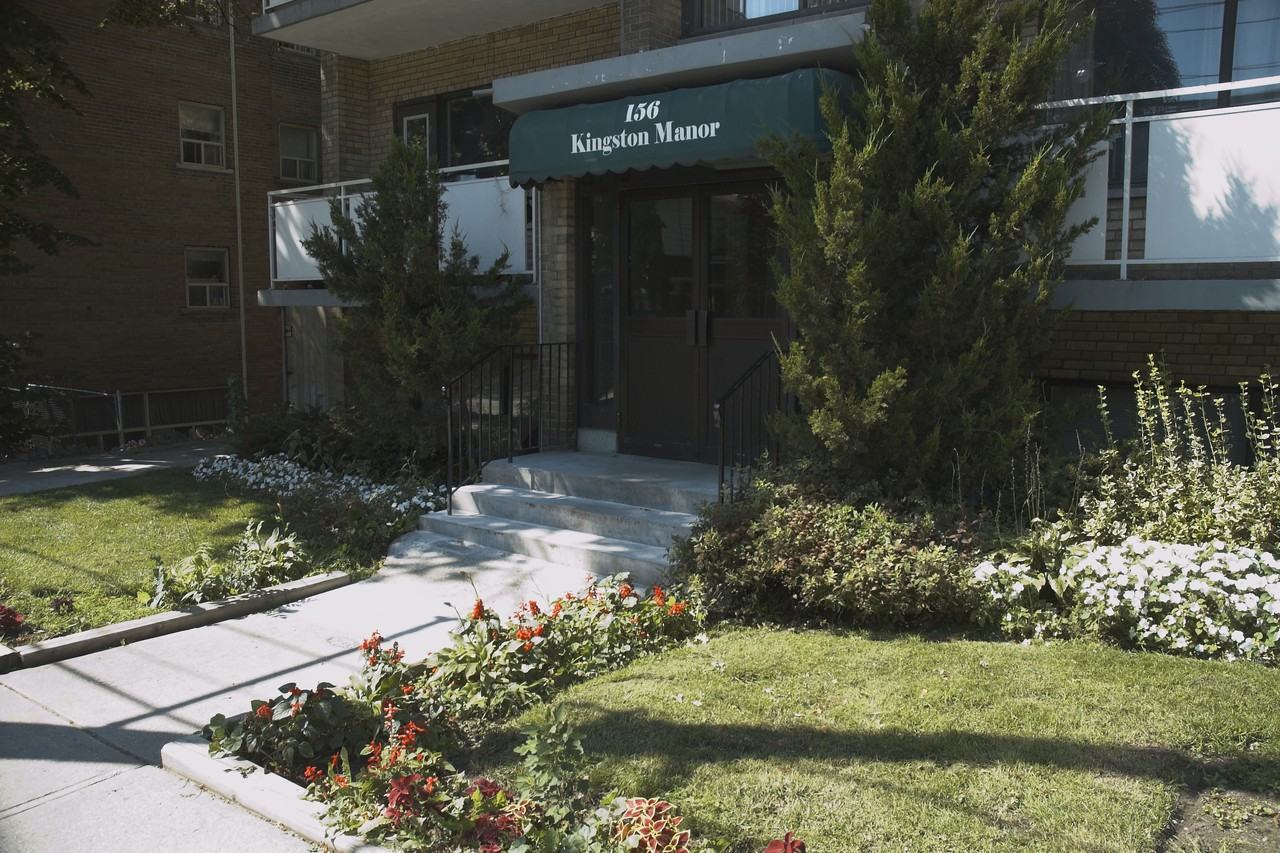 156 Kingston Road - Photo 2 of 5