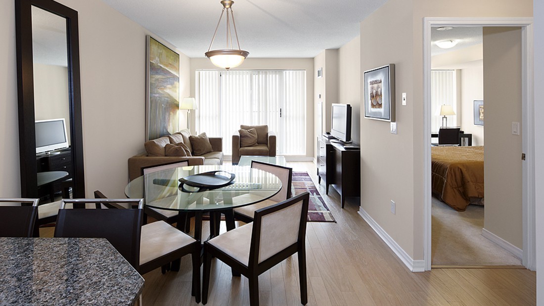 925 Apartment Building - Photo 3 of 11