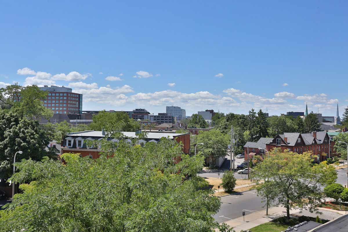 137 Camelot Towers - Photo 3 of 18