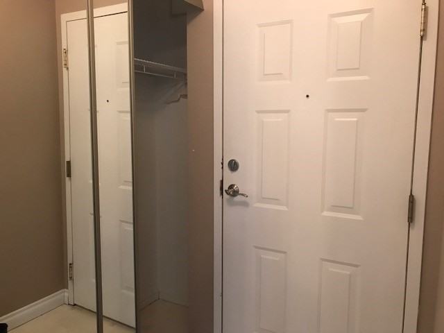 11045 123 Street - 303 - Photo 2 of 14