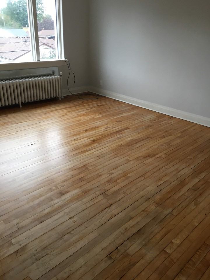 1721, 1731, 1741 Moodie Street East #1731 - Photo 2 of 31