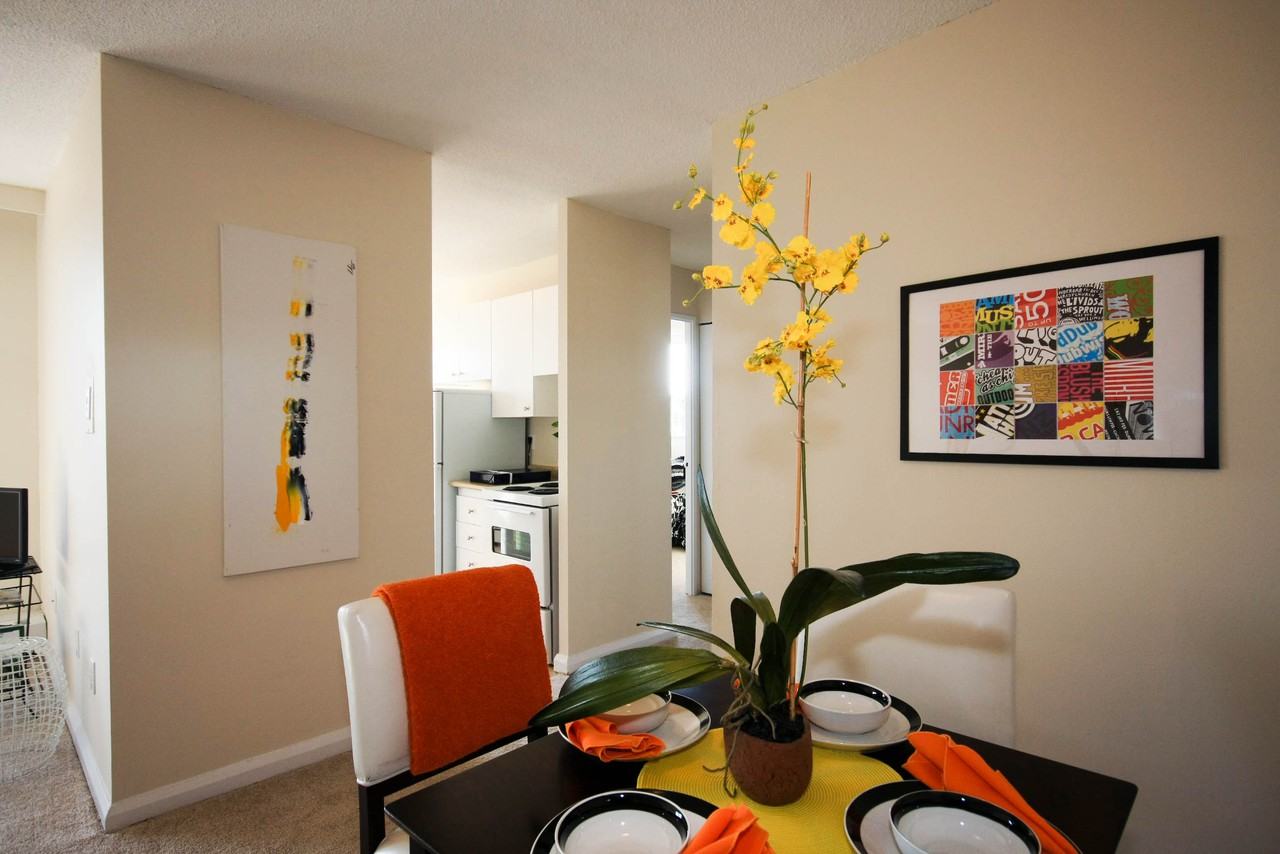 44 Glen Road Apts 1 - Photo 3 of 15