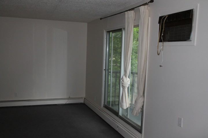 225 225 Avenue R South Avenue R South - Photo 2 of 6