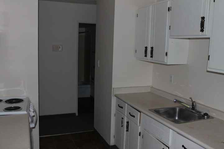 225 225 Avenue R South Avenue R South - Photo 3 of 6