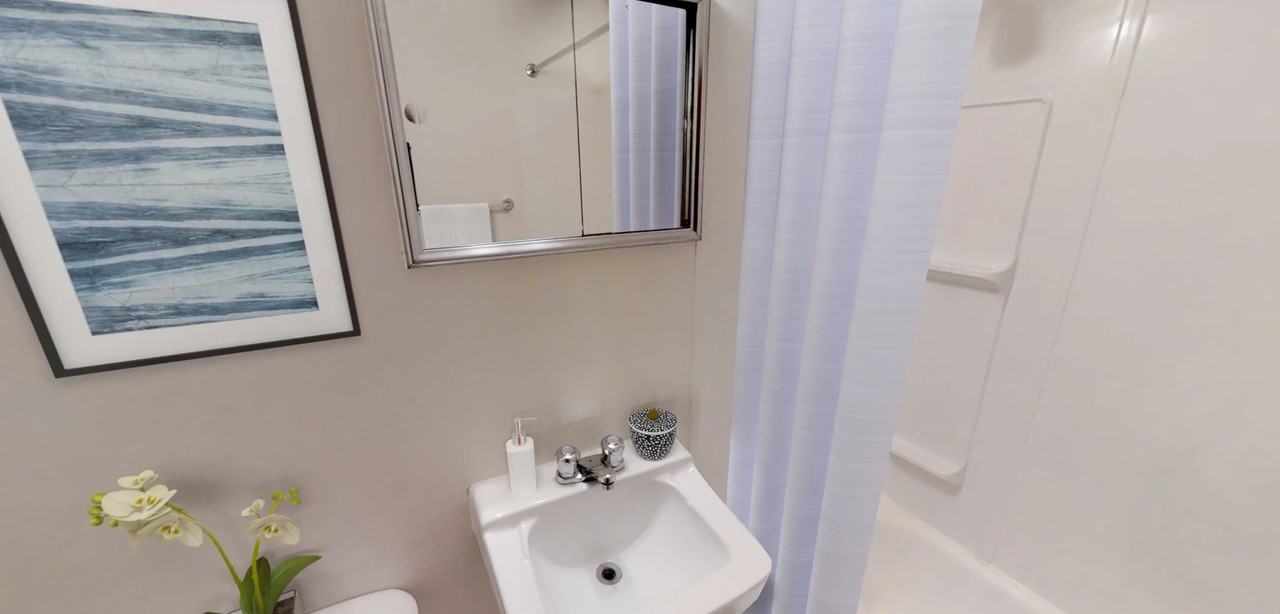 775 765-775 Ellice Avenue - Photo 3 of 7