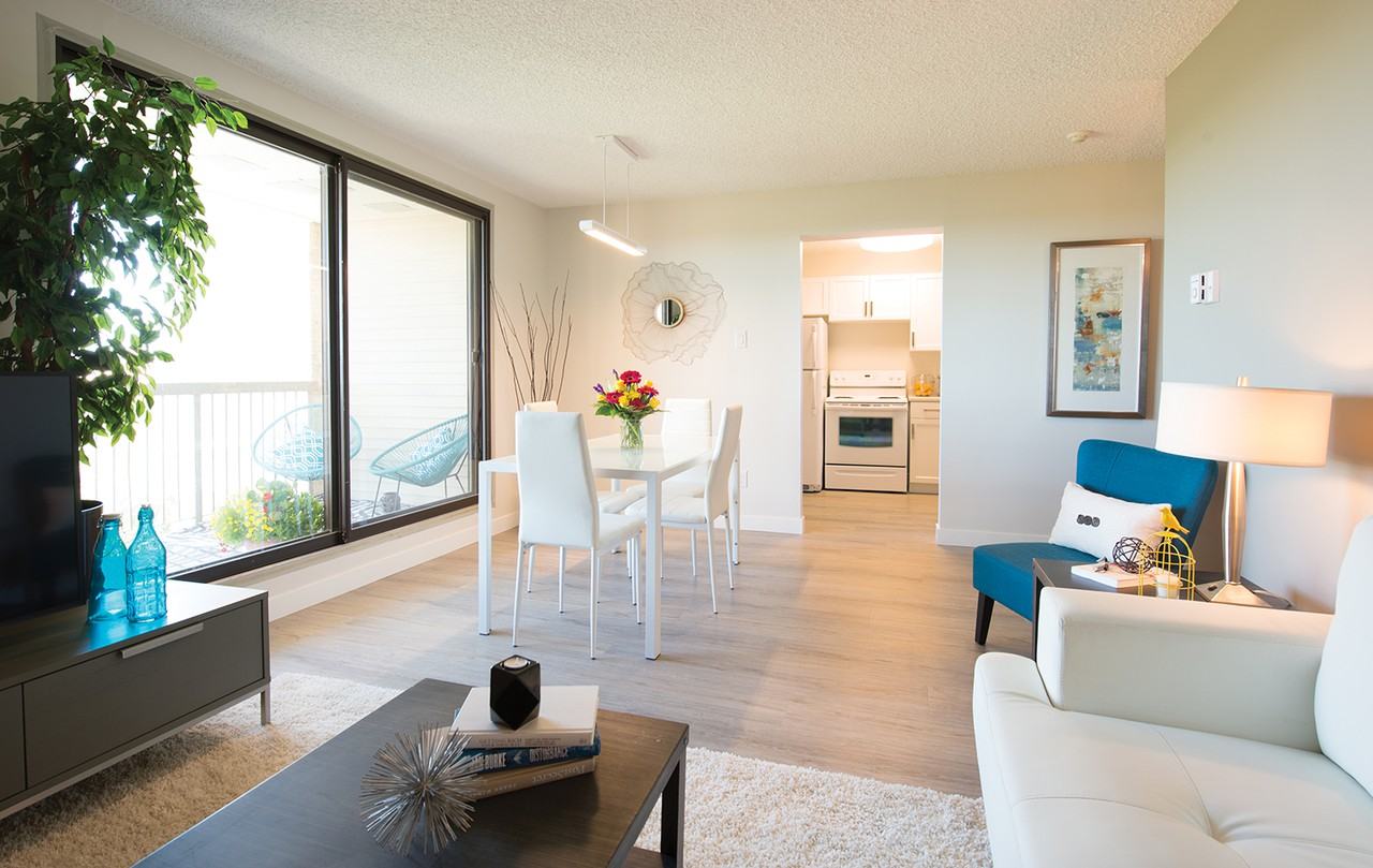 11 And 11 Evergreen Place - Photo 3 of 19