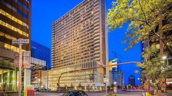 618 Prince Royal Inn