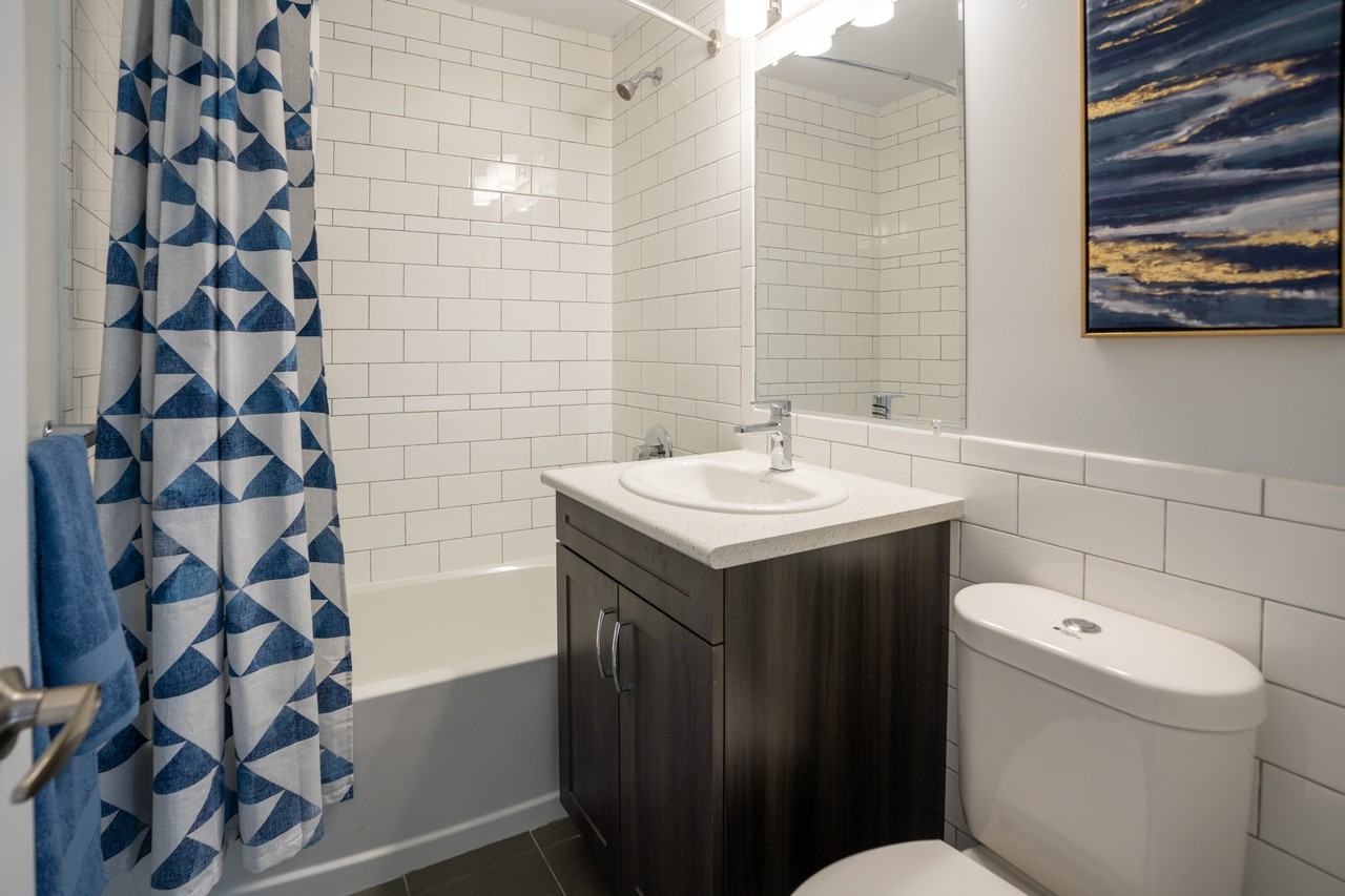 710 Village Green 2 Apts. - Photo 2 of 23