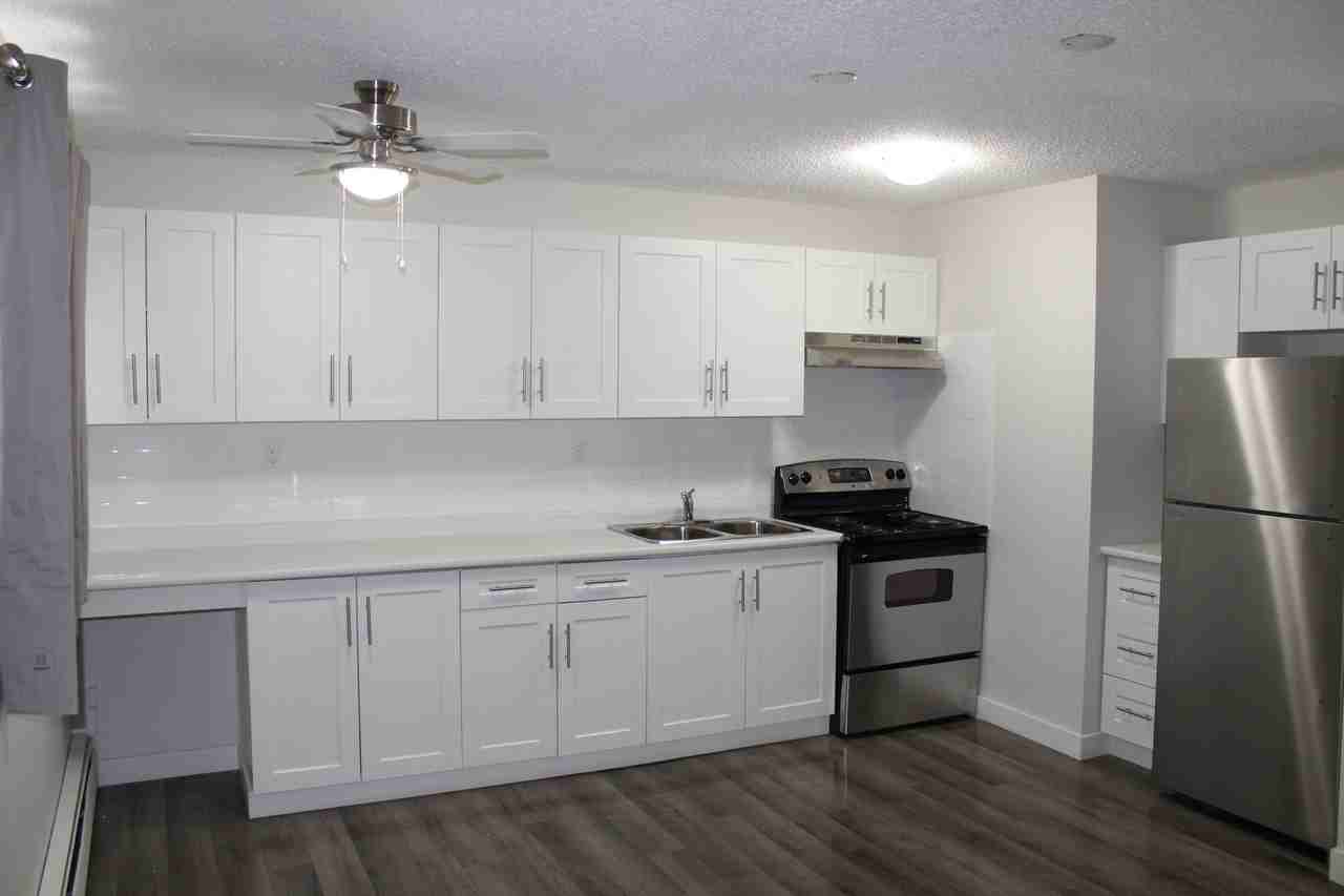 1913 11 Ave Sw - Photo 2 of 50