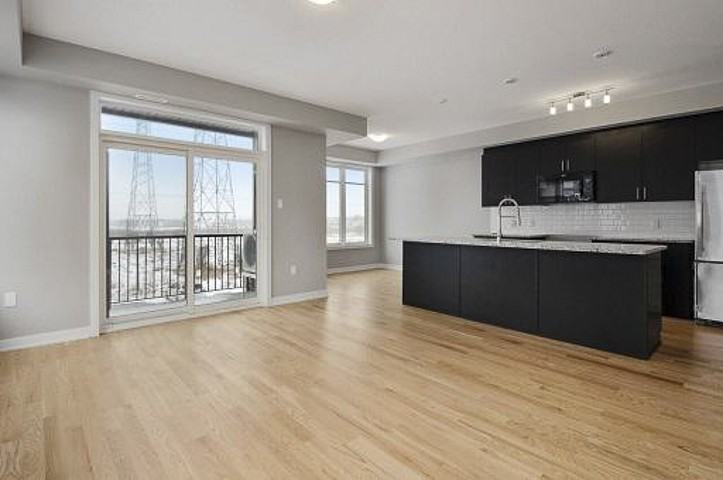 210 Livery St - Photo 2 of 22