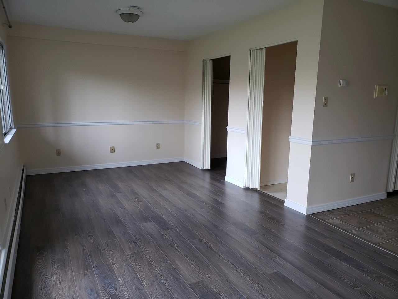 4240 Southbury House Apartments - Photo 2 of 8