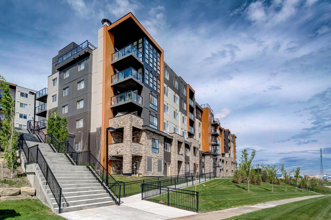 Emerald Sky Apartments for Rent 30 Kincora Glen Pk Nw, Calgary, AB