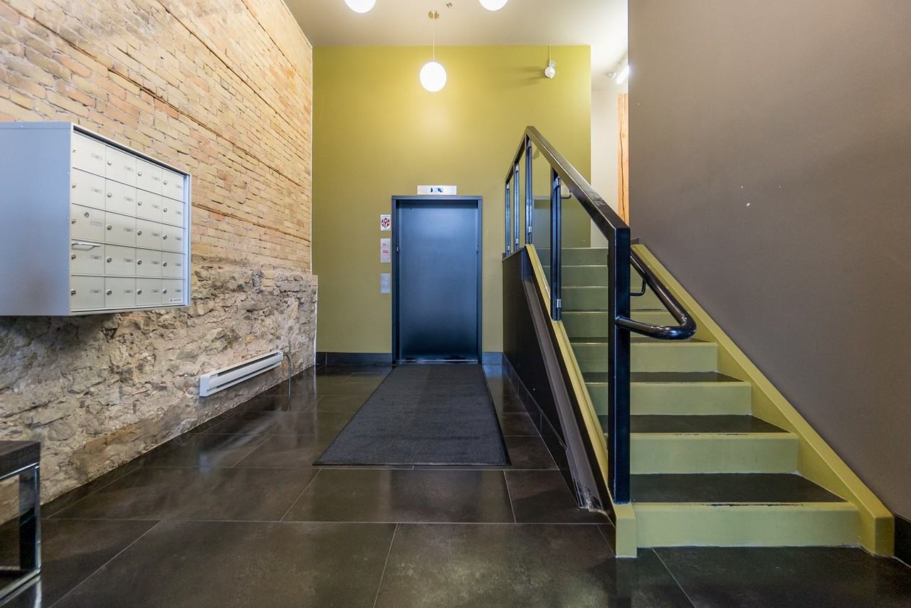 110 - 110 James St - Photo 2 of 8