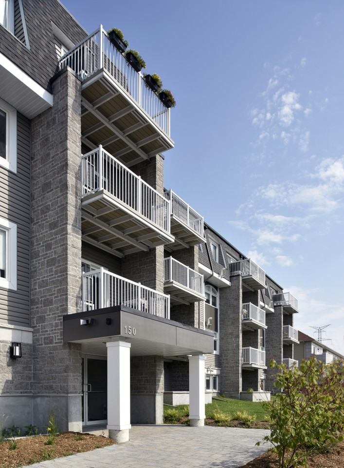 150 Whispering Winds Way