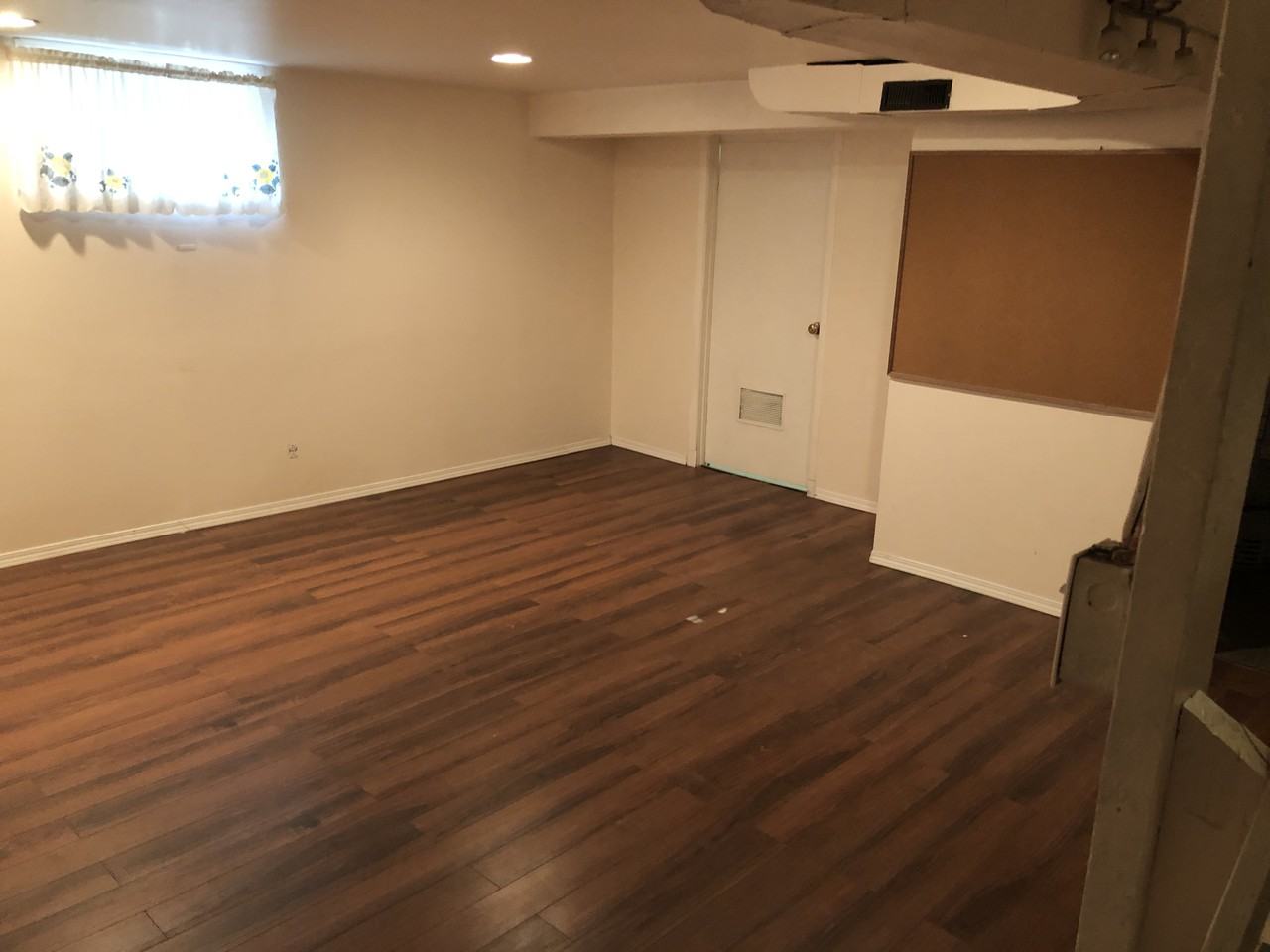 2320 22 Ave Sw - Photo 2 of 17