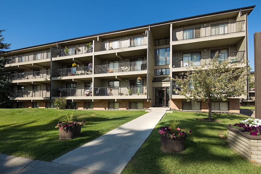 35 Glen Grove Manor - Photo 3 of 19